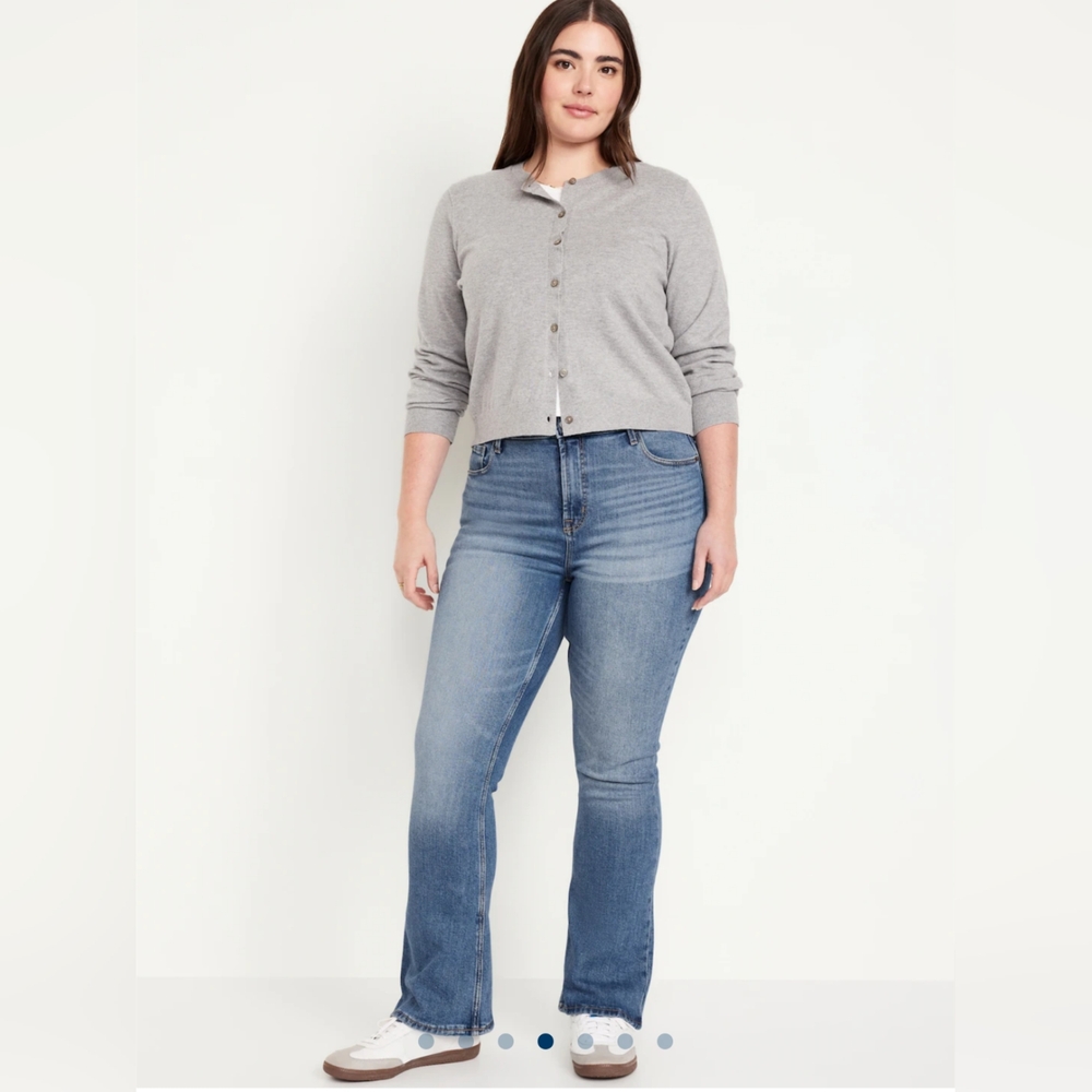 Old Navy Women's Extra High-Rise Flare Jeans, Size 14